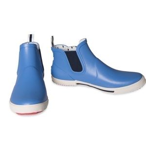 Joules Blue and Red Chelsea Winter Boots